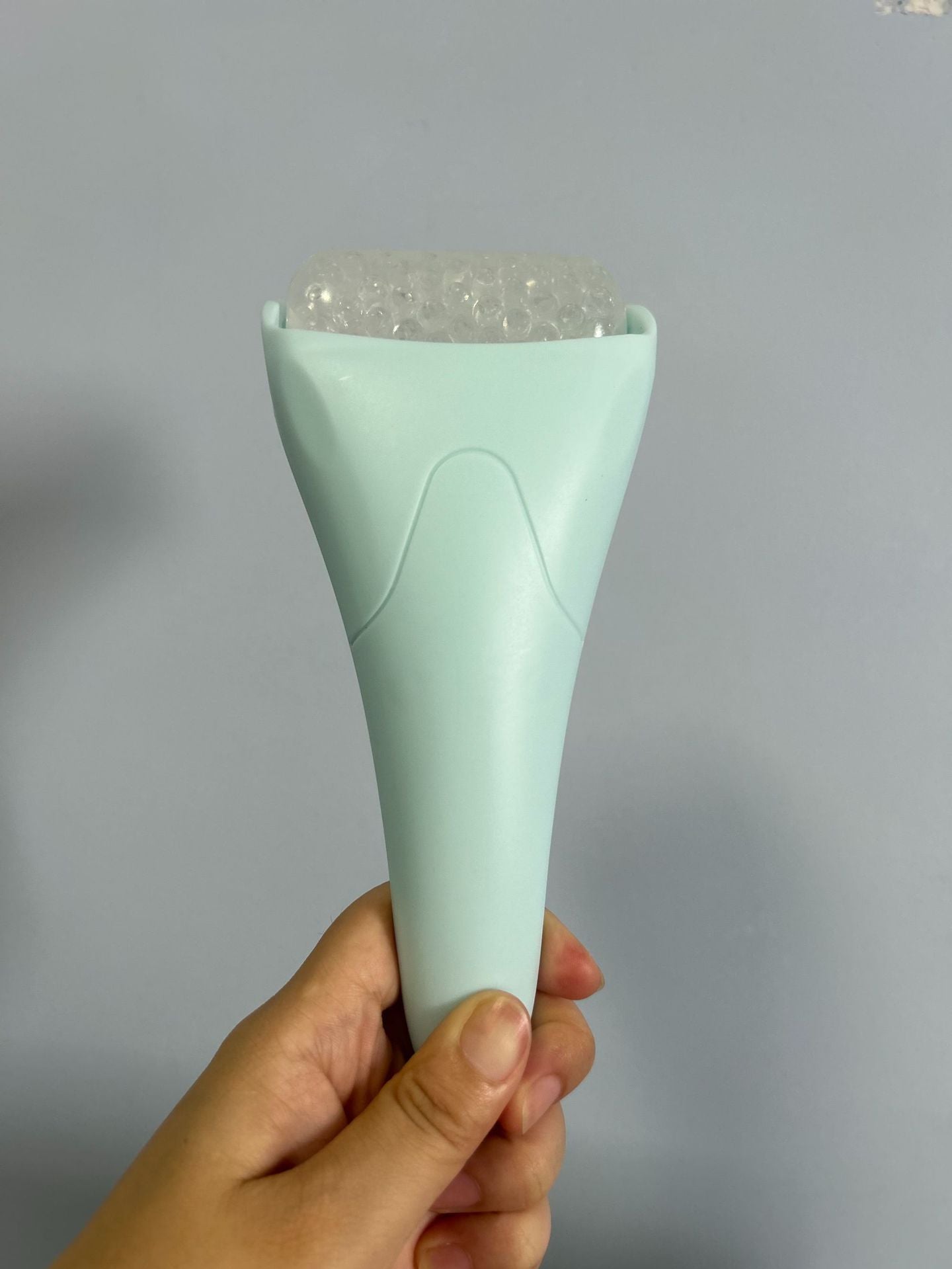 Cold Therapy Ice Roller Facial Massager